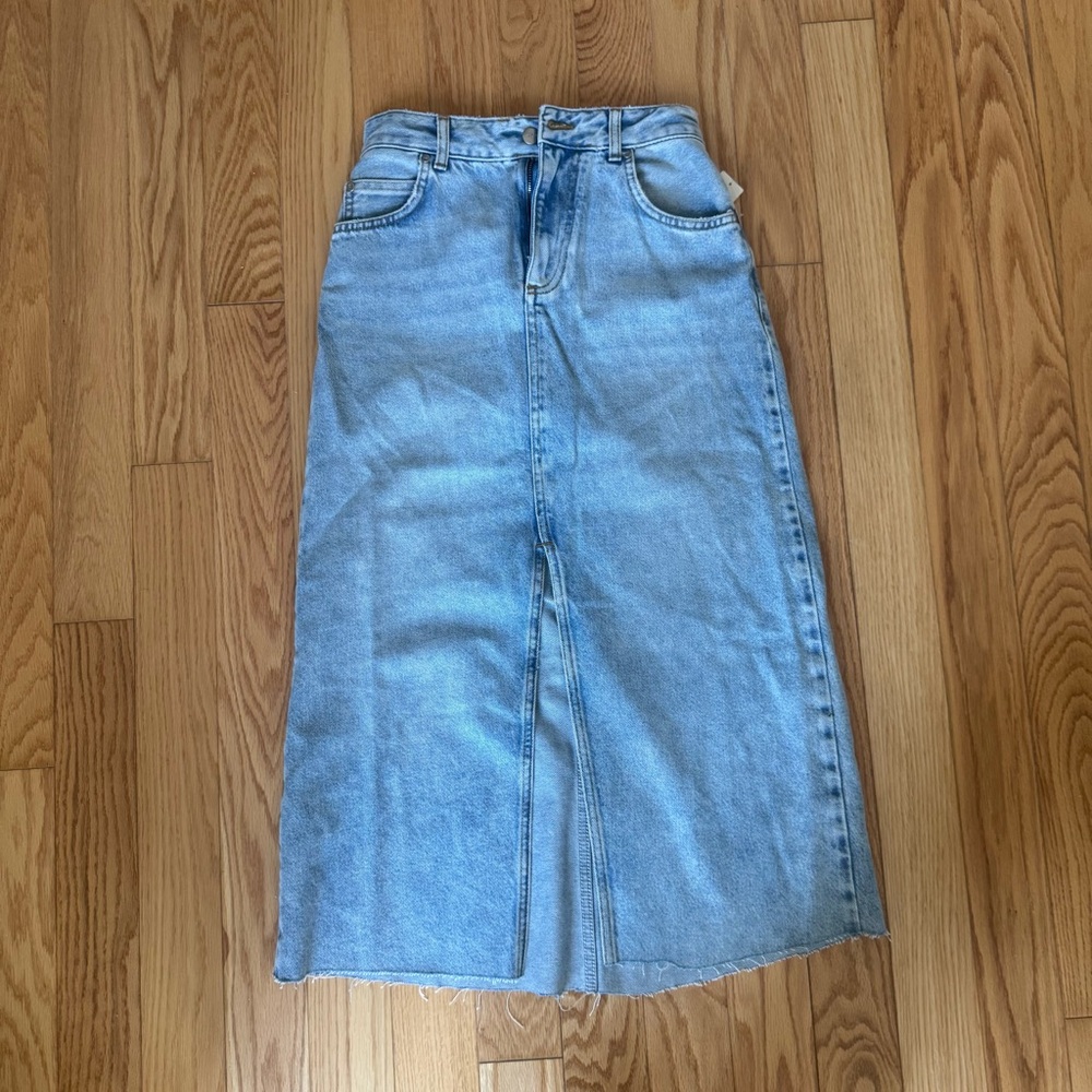 Anthropologie Pilcro high slit Light Blue Denim Maxi Skirt net size 0 XS